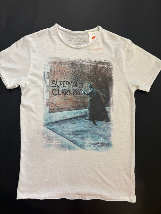 T-Shirt SUPERMAN IS...